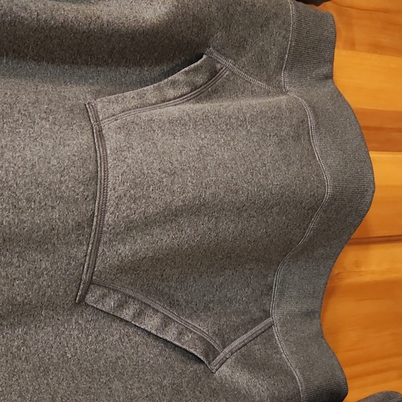 Under Armour HOODIE PERFORMANCE SWEATSHIRT Brushed fleece lining Size L - Picture 4 of 7